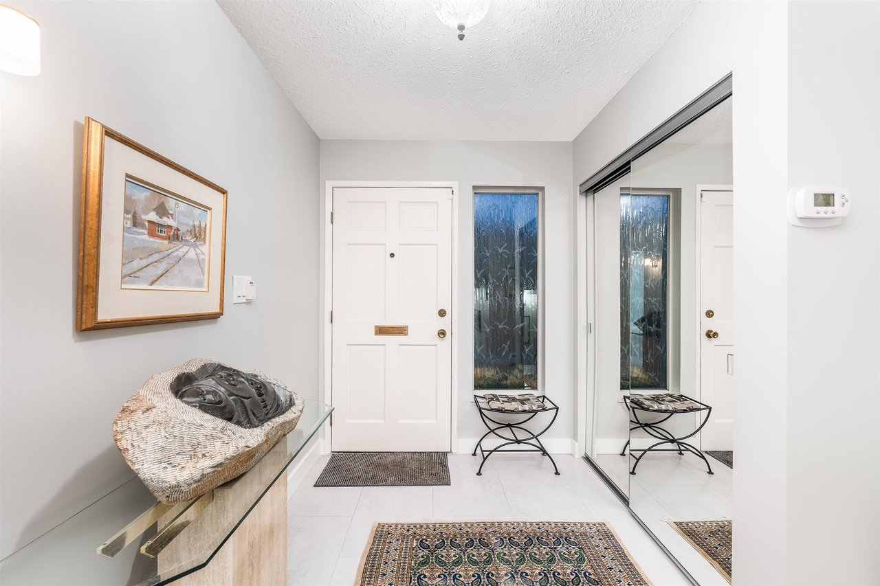 2343 Bellevue Ave