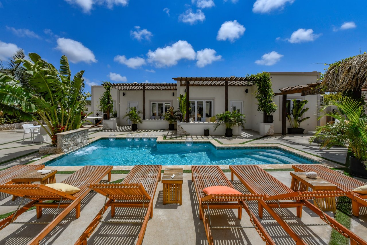 Savaneta Luxury Multi Unit Complex