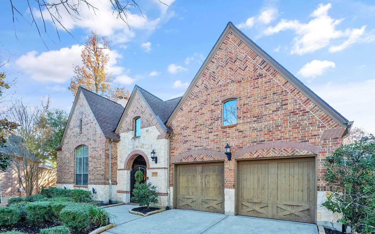 New Listing – 119 W Crystal Canyon