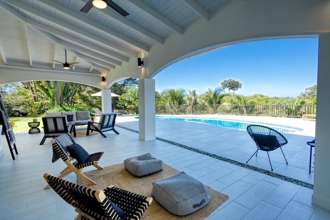 Luxury Modern Mini Homestead in Ojochal