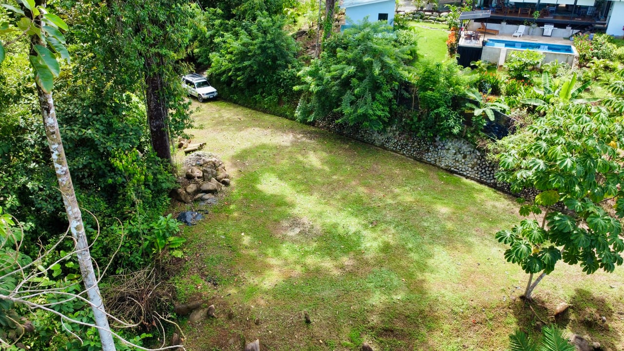 Secret Paradise Property in Altos de la Colonia