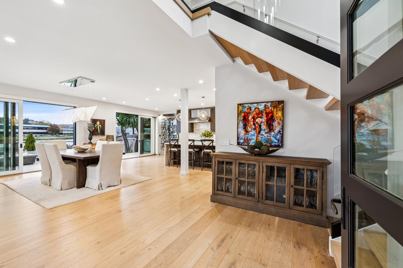 Luxurious Waterfront Home in Larkspur Marina