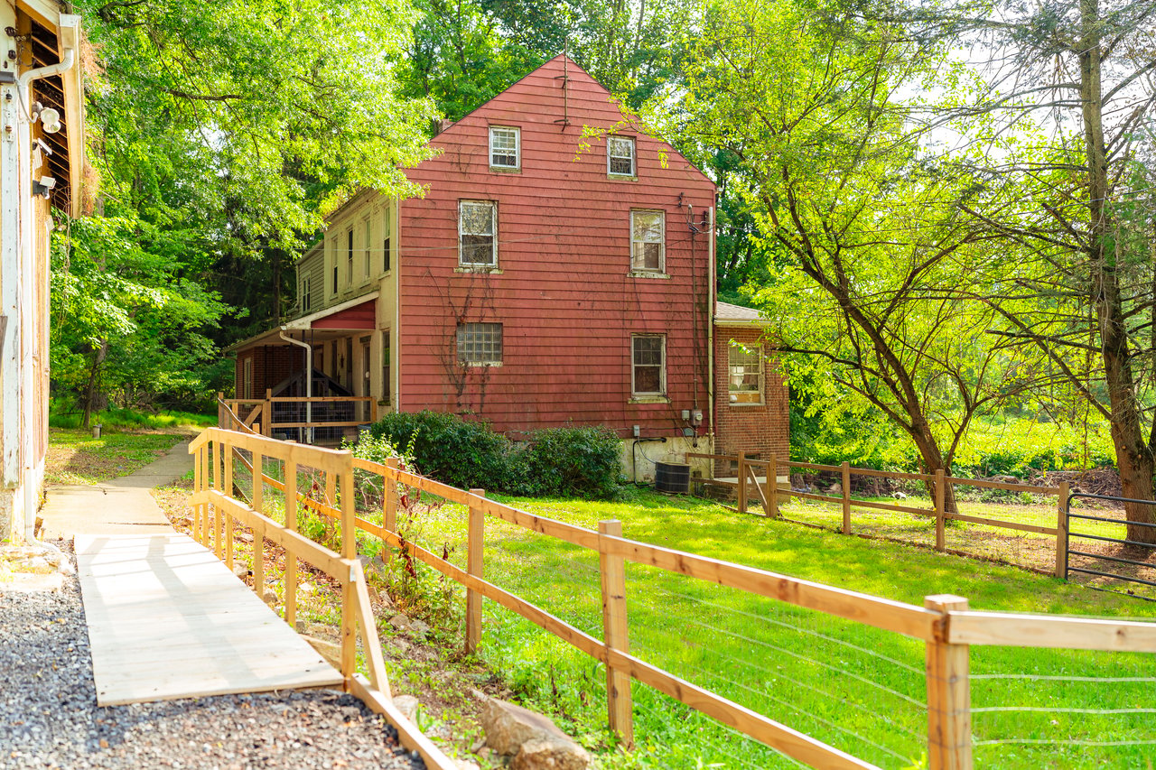 3808 Kozy Korner Road