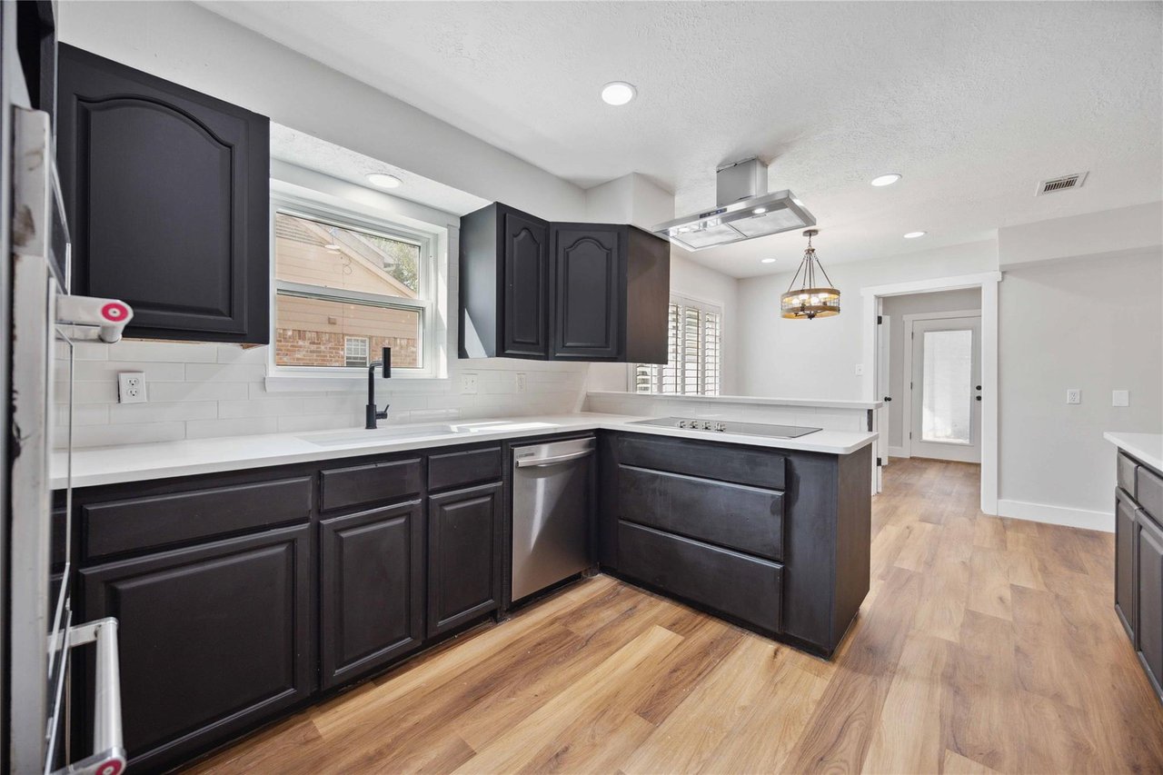 7907 12th Fairway Lane