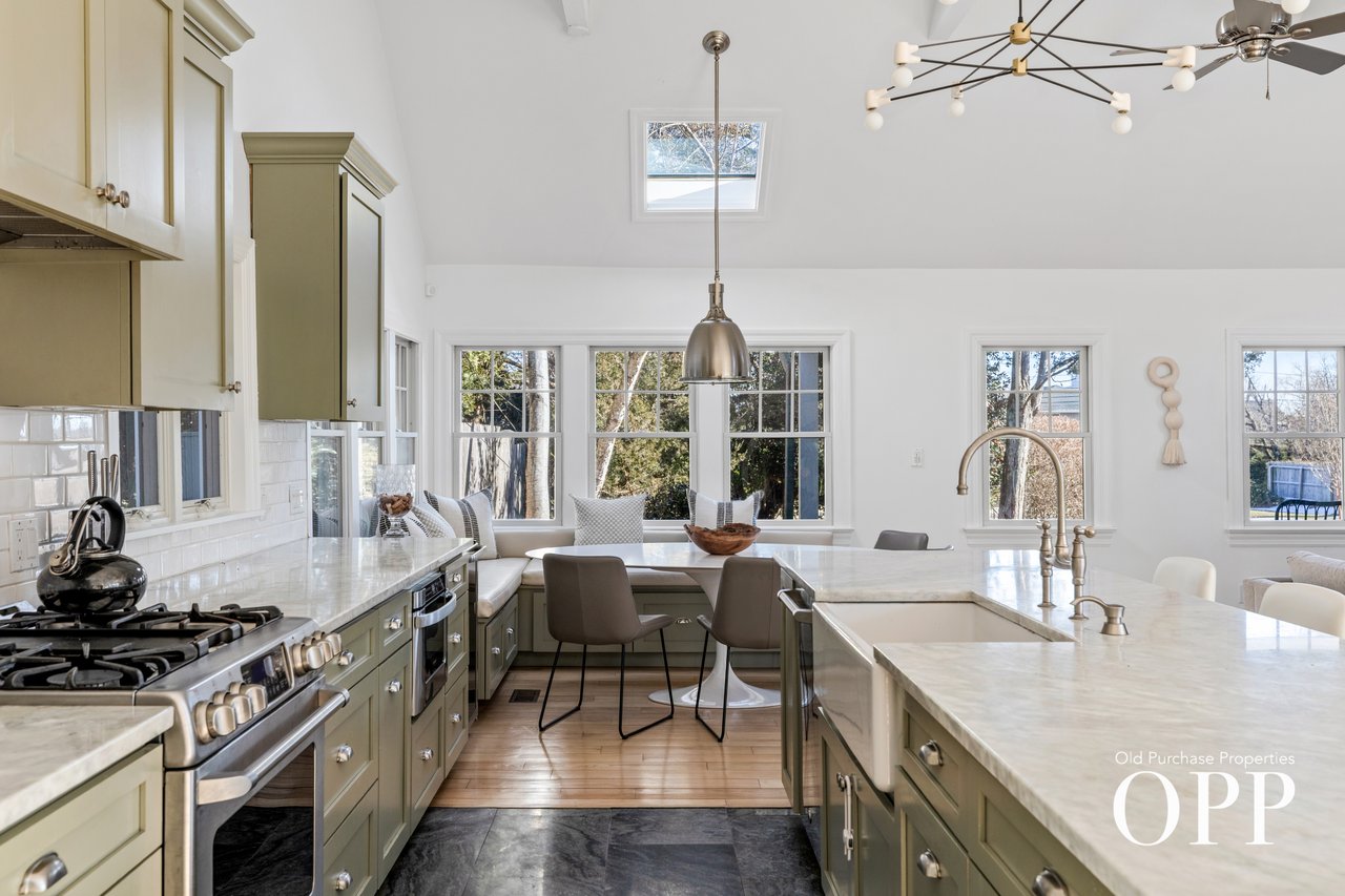 EASY SUMMER LIVING WITH POOL, HOT TUB & SCREENED PORCH