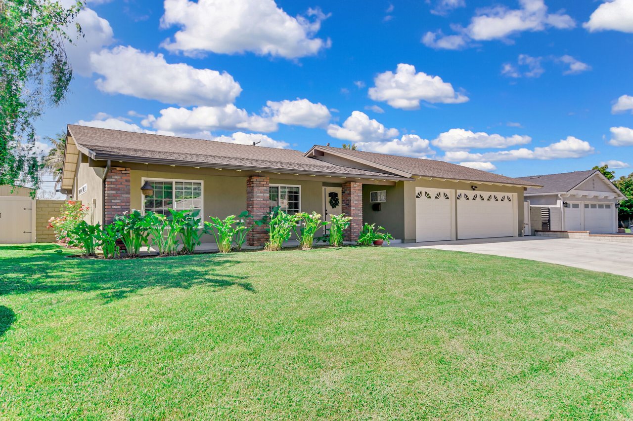 1298 Oak Ridge Drive