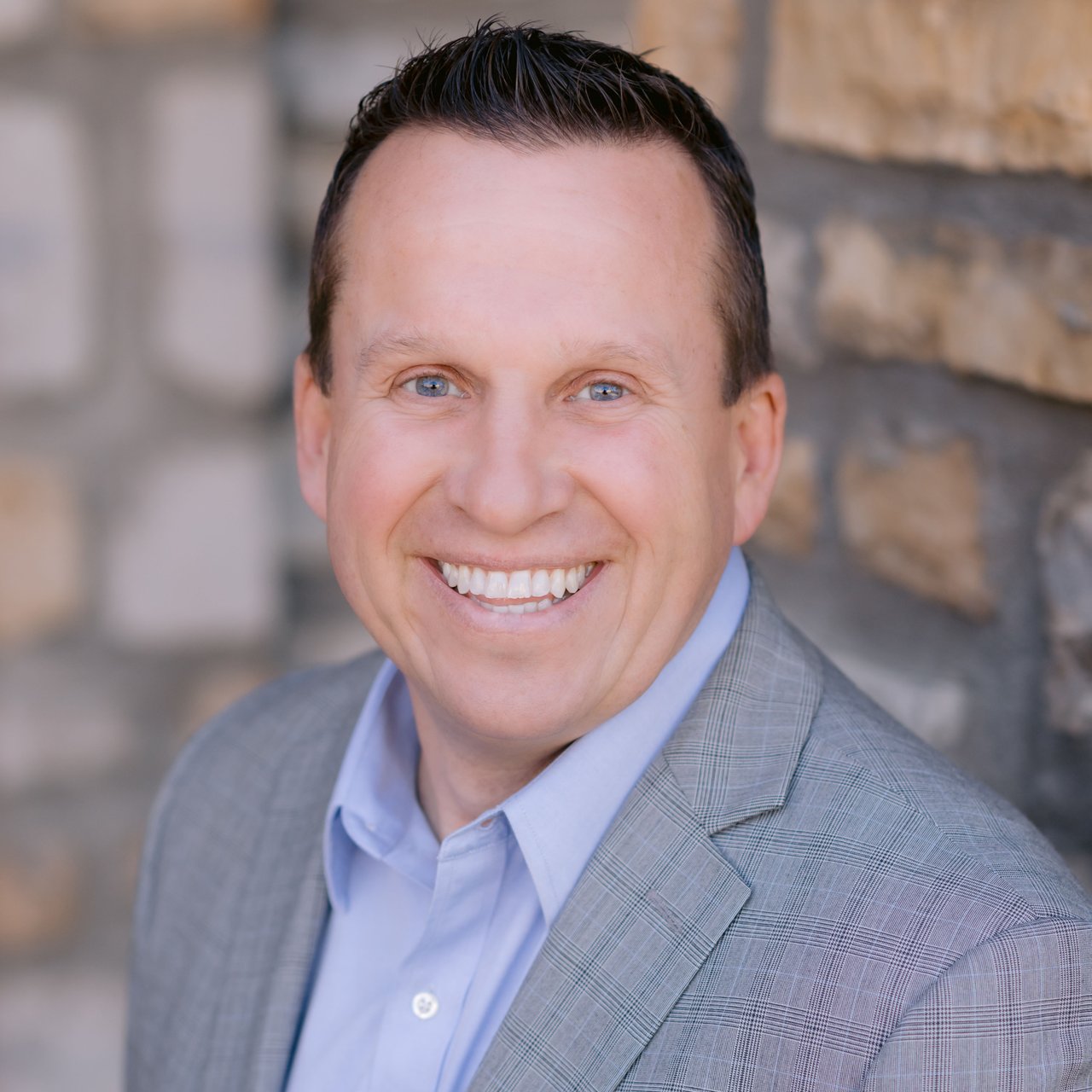 Trent Andra Cameron Park, CA Real Estate Agent Headshot