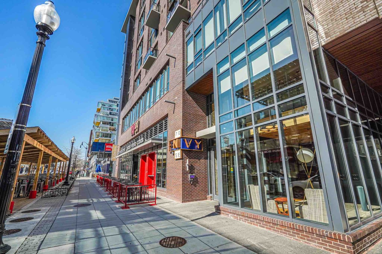70 N St SE N913