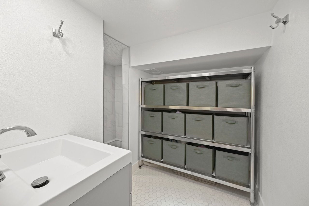 3840 Canyon Way, Martinez