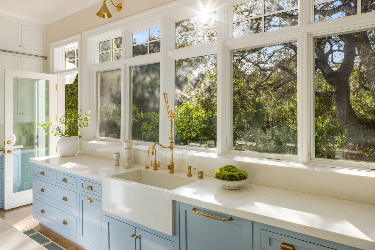 Sophisticated Coastal Design in Rustic Canyon