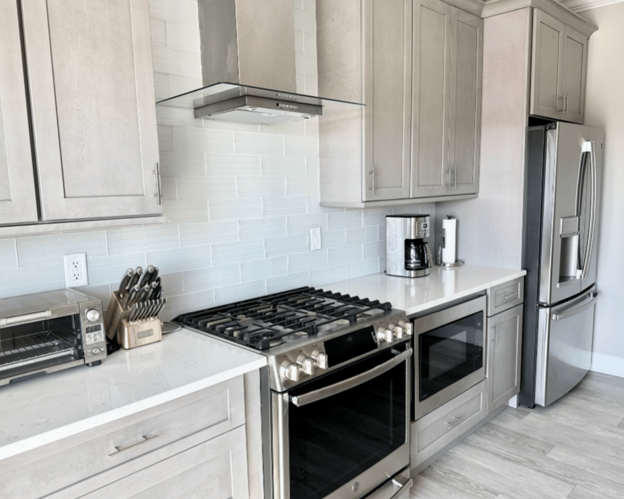 101 W 9th St. Unit 106