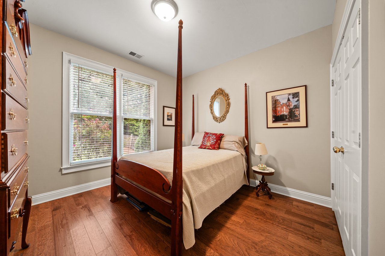 4451 Oakdale Vinings Landing