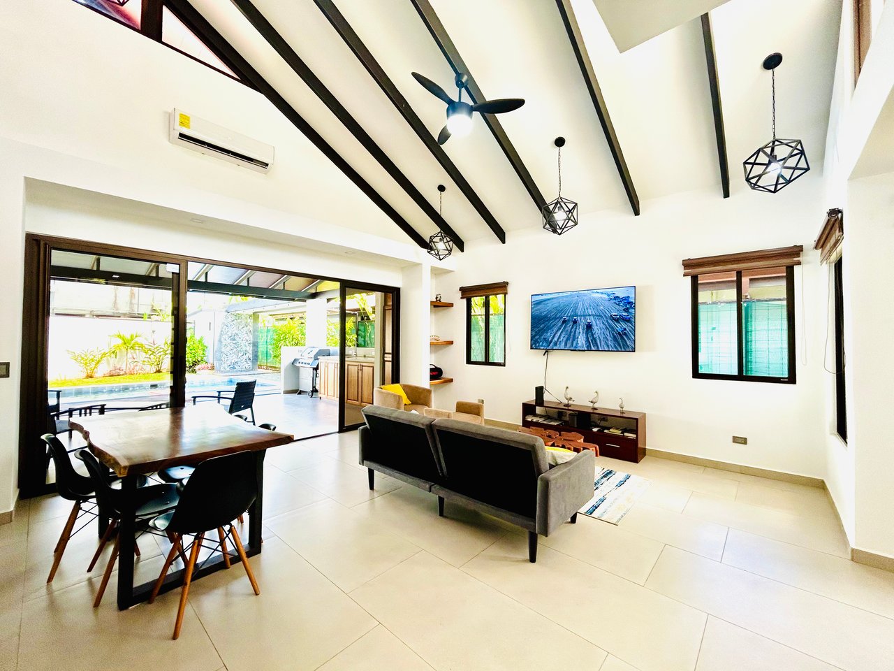 Tropical Modern Living Near Uvita – Stylish Pool Home with Privacy | Price Reduced
