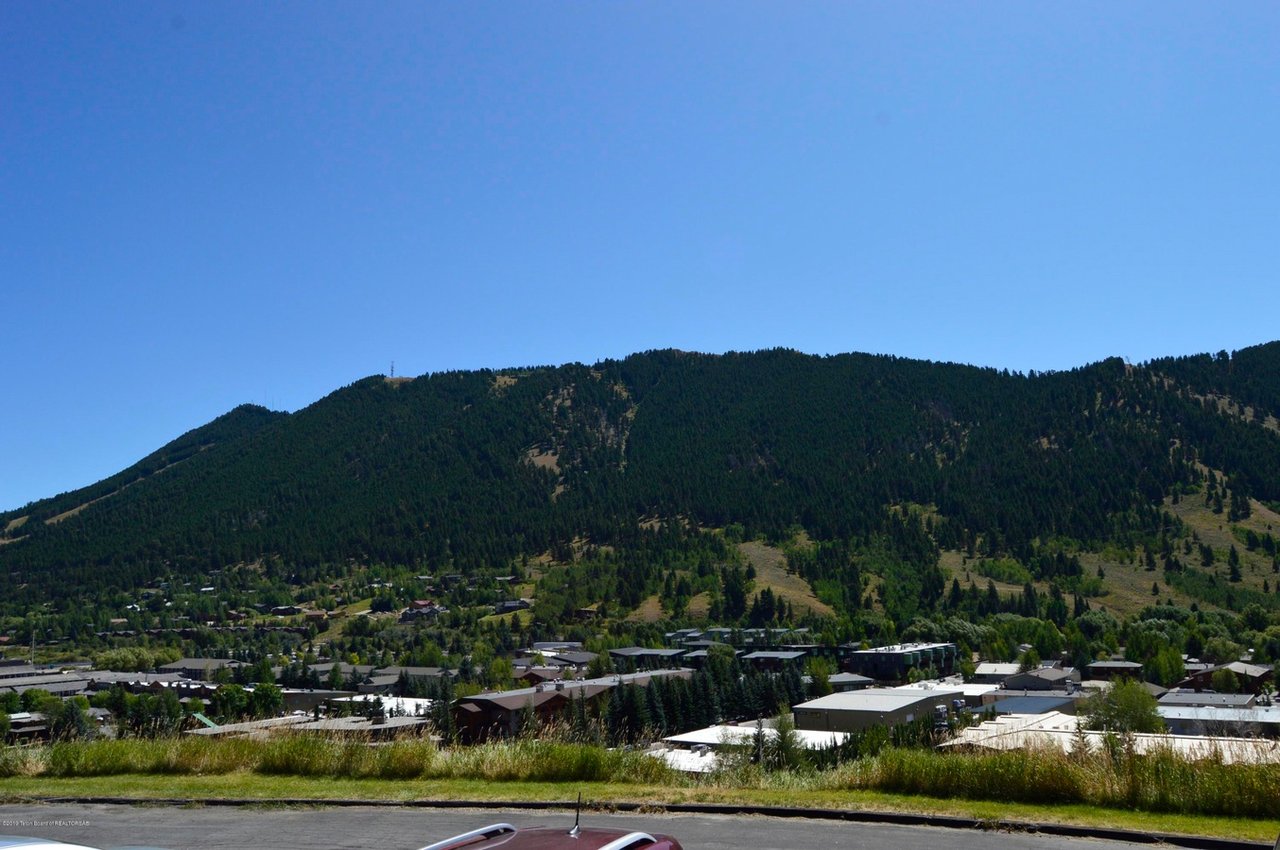 955 Budge Dr, #3