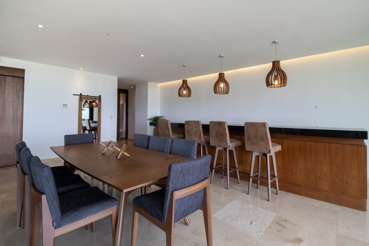 Penthouse | Antaal