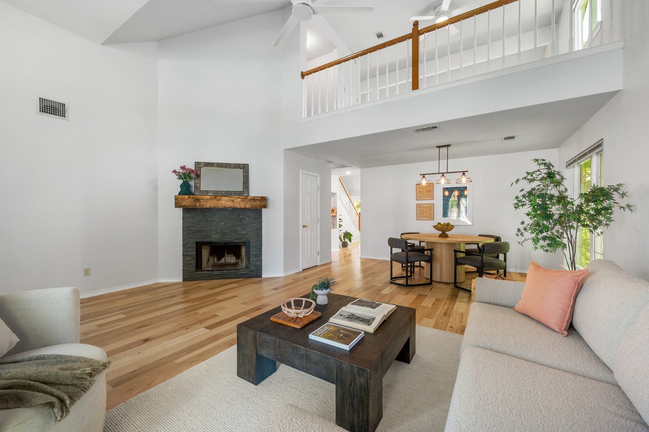17121 Village Glen RD