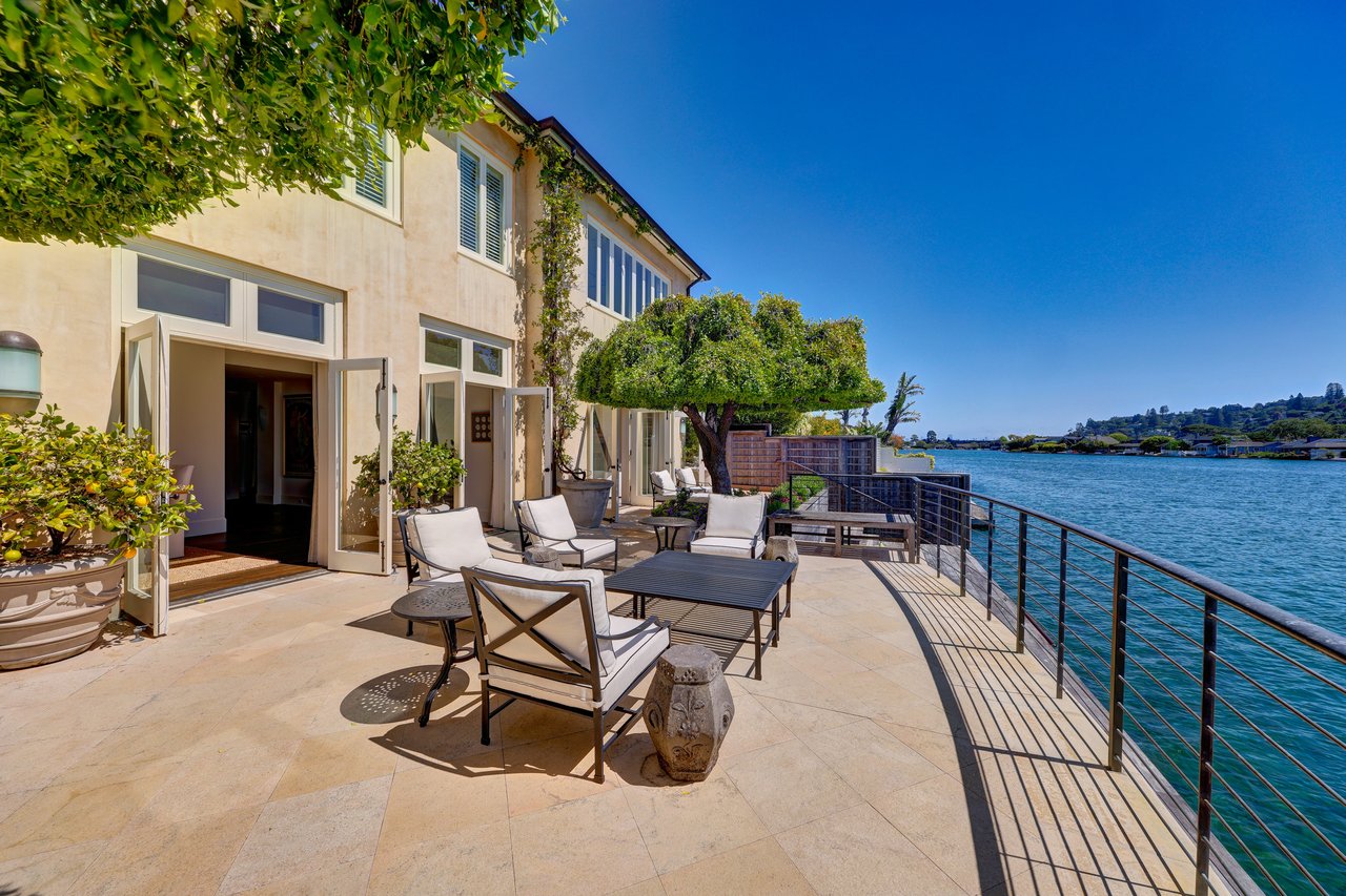 Unparalleled Design on the Belvedere Lagoon