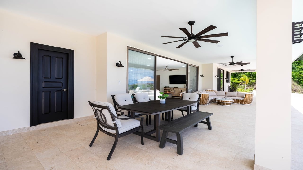 Villa Vista Serena