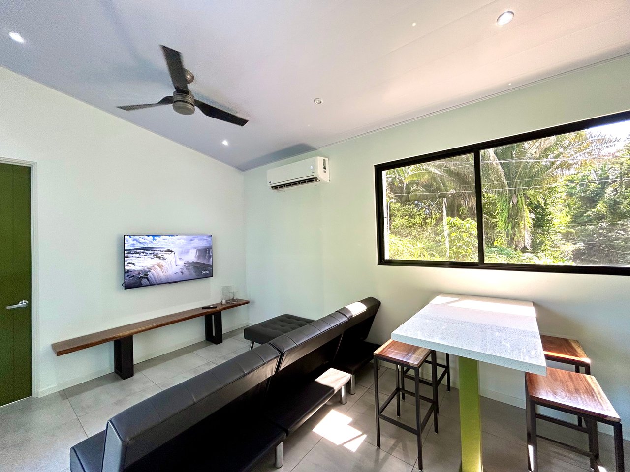 Brand-New 2BR/2BT in Playa Hermosa – 5 Minutes to the Beach | Priced to Sell