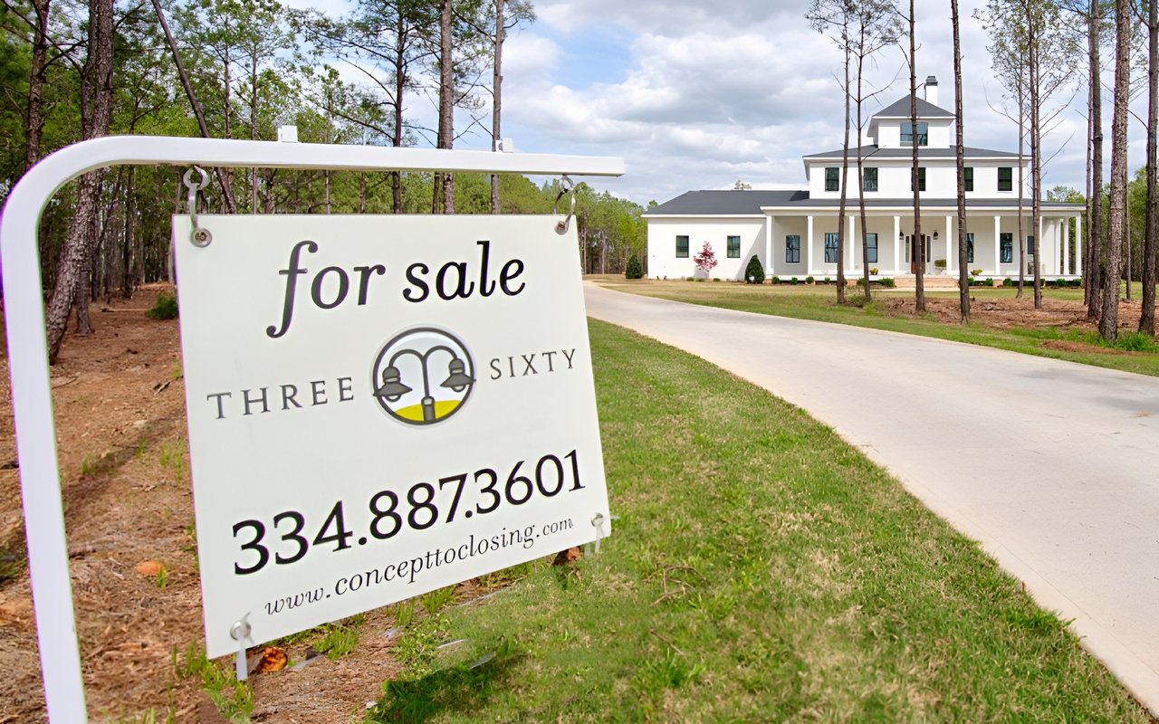 Selling Your Home: For Sale by Owner vs. REALTOR®