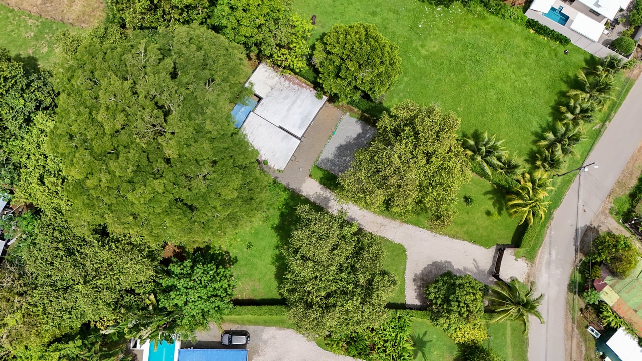 OJOCHAL JUNGLE HOME | EXPANSIVE LAND & DEVELOPMENT POTENTIAL