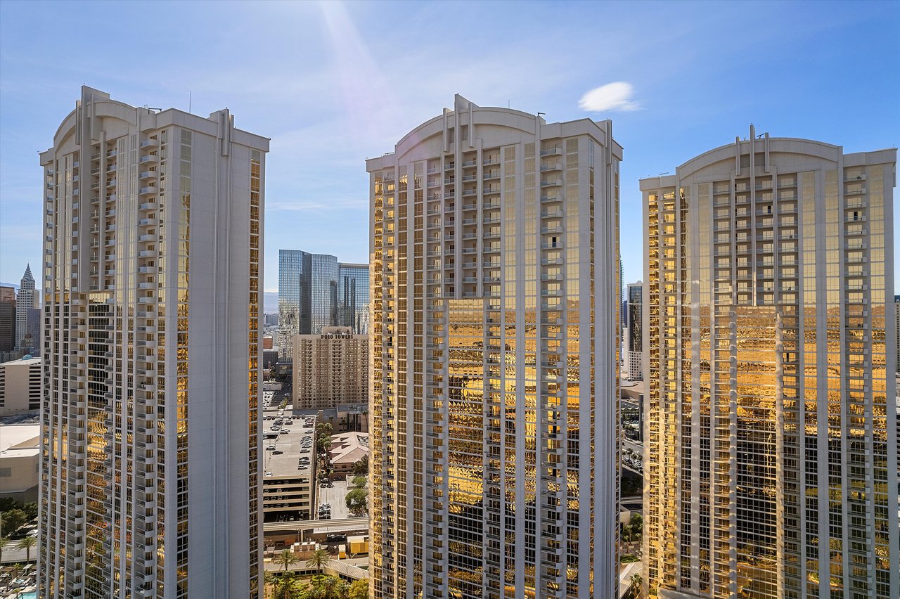 125 East Harmon Avenue 3520