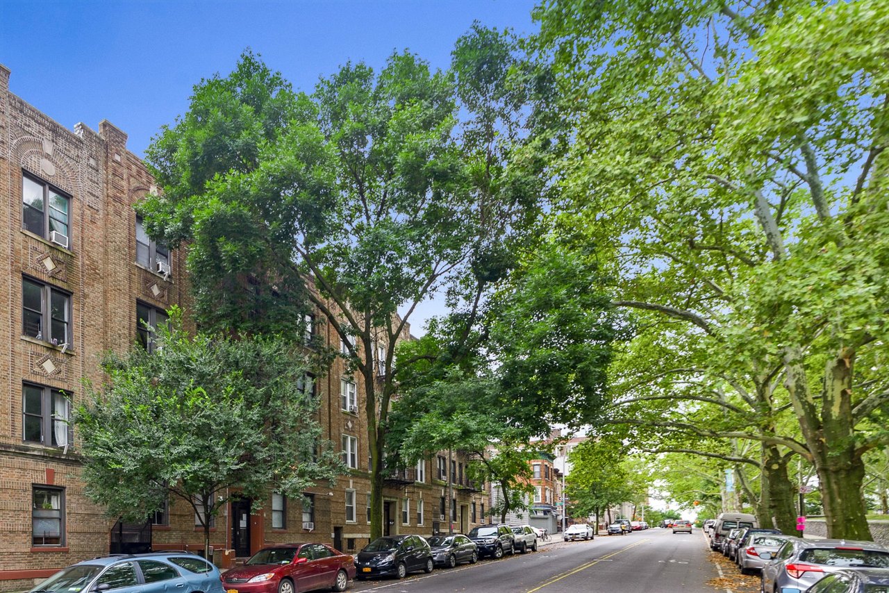 4109 Seventh Avenue Unit: 3C