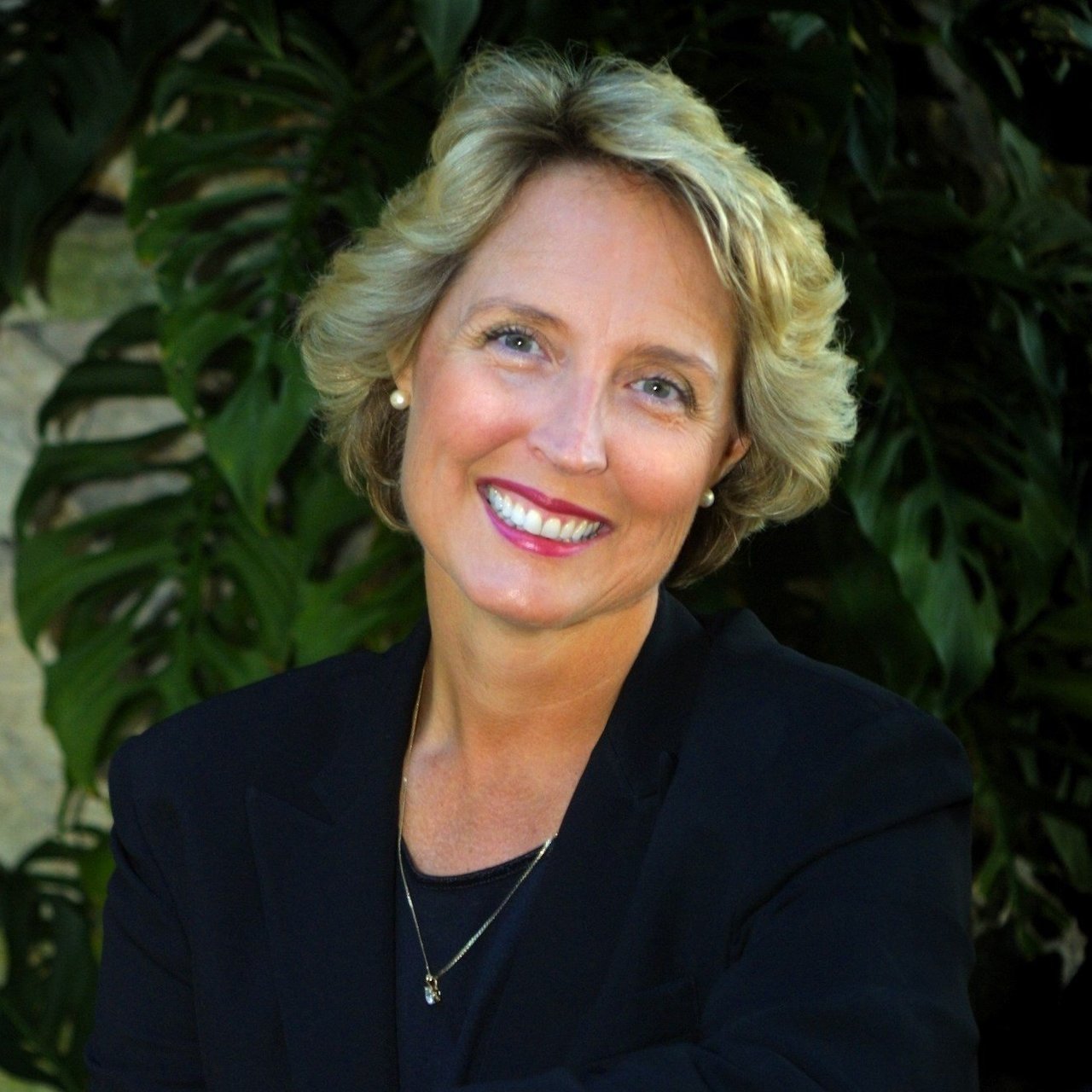Jeri Thom Lakeland, FL Real Estate Agent Headshot