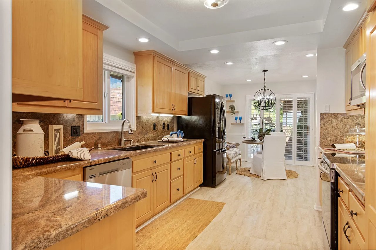 38 Cresta Verde Dr