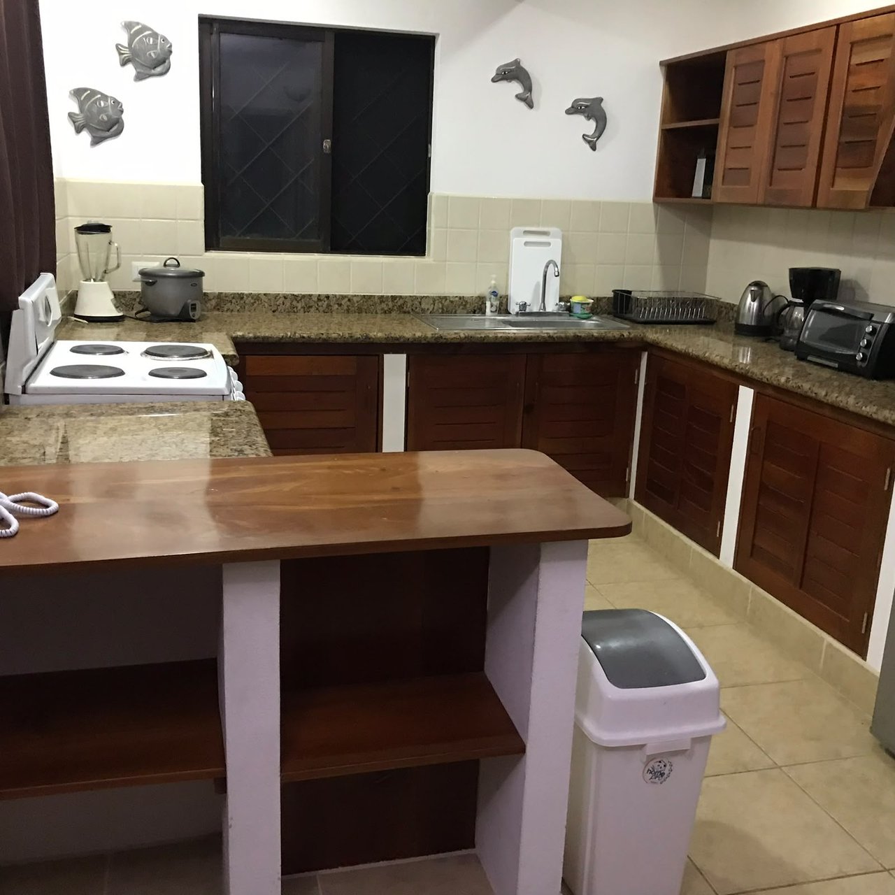 AFFORDABLE 2-BEDROOM HOME NEAR MARINA PEZ VELA & MANUEL ANTONIO | QUEPOS, COSTA RICA.