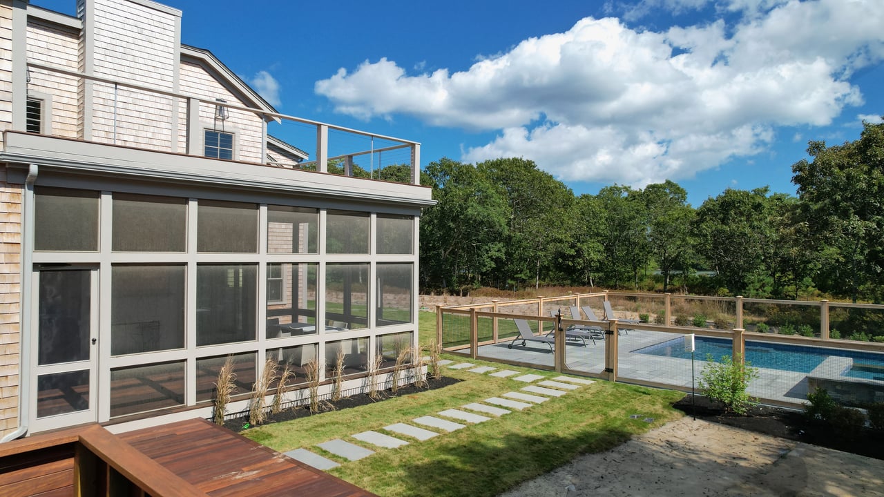 5 Briggs Rd