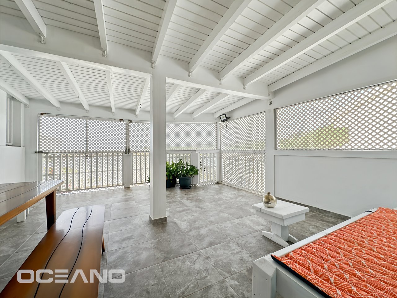 EXCLUSIVE : Set of 2 Apartments (T3 & T2) with Terraces - Charm and Investment Potential