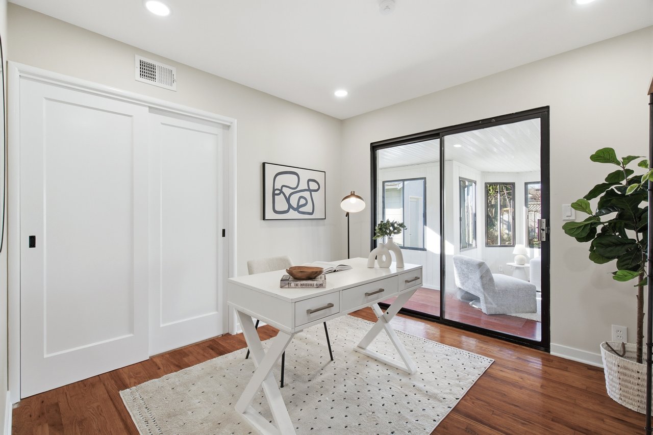 946 Los Padres Boulevard