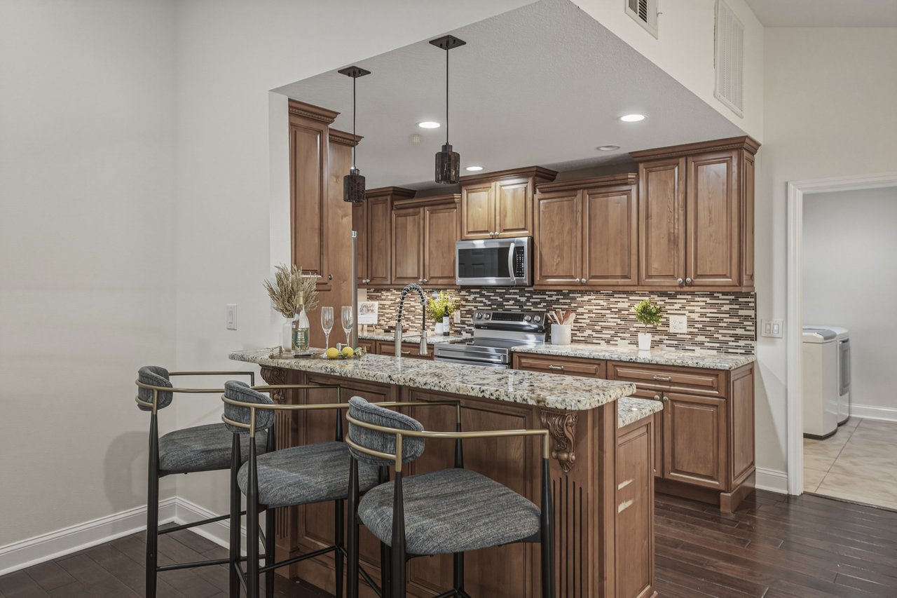 7601 Thunderhead Street