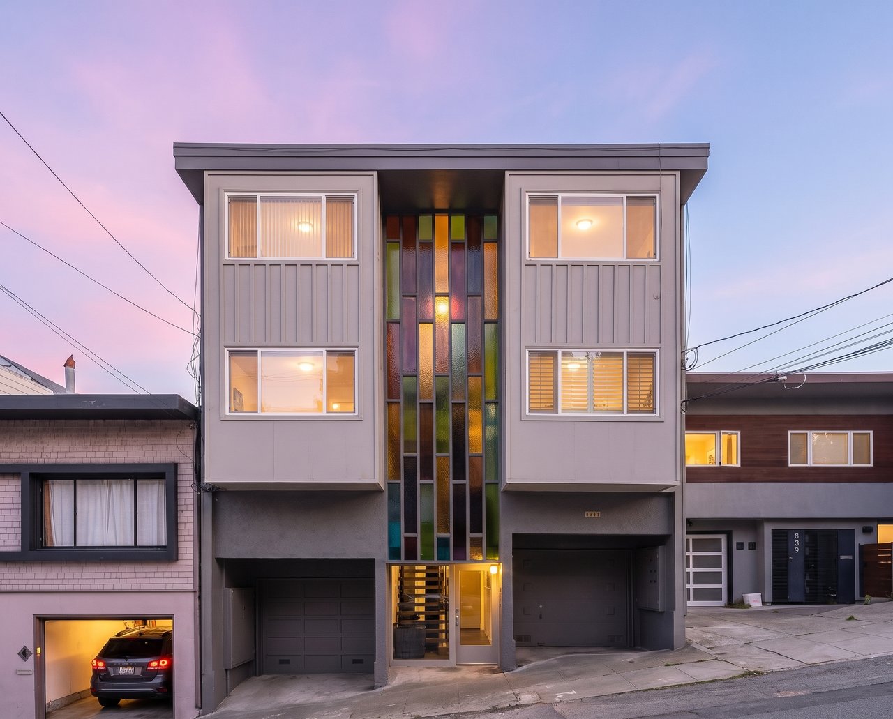 633 Grand View Ave