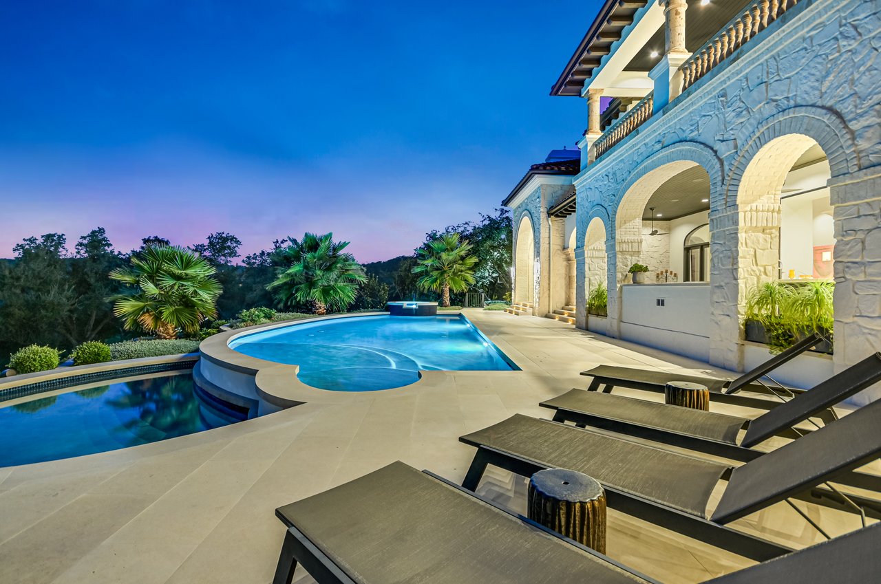 Estate on Mirador