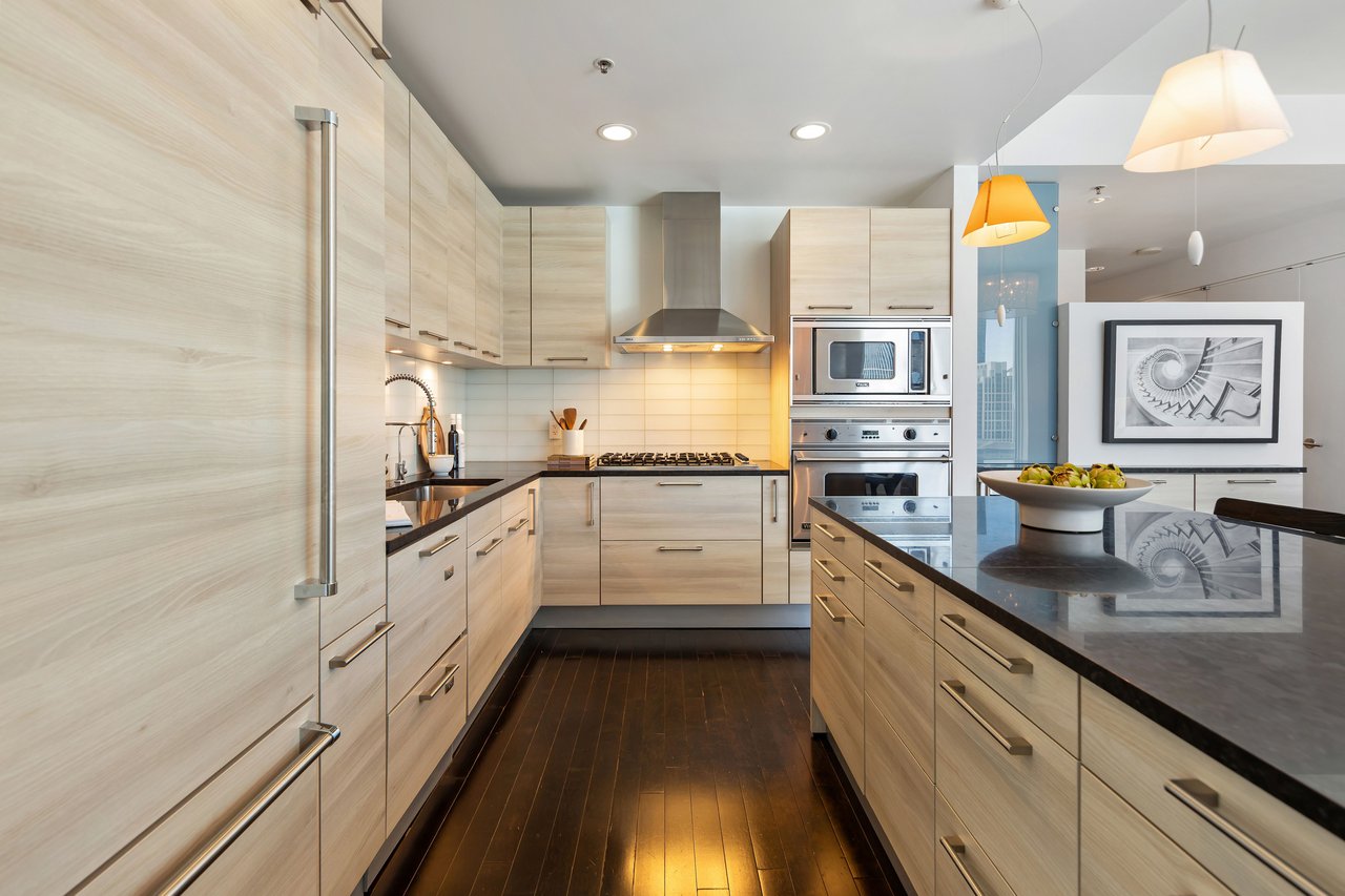 Three-Level SoMa Bay View Penthouse