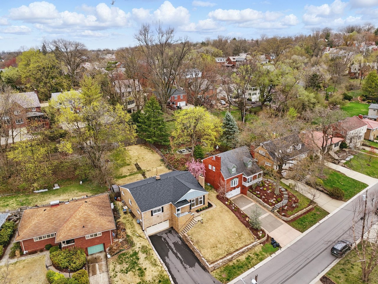 1450 Mohican Dr
