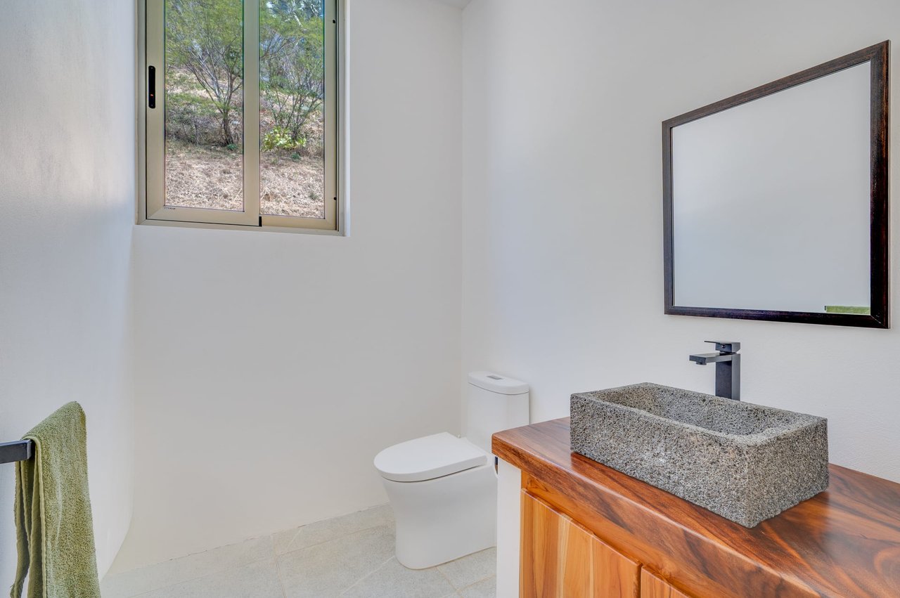 Finca Hermosa | Modern 3BR Luxury Villa with Infinity Pool in Exclusive Finca Panama Community