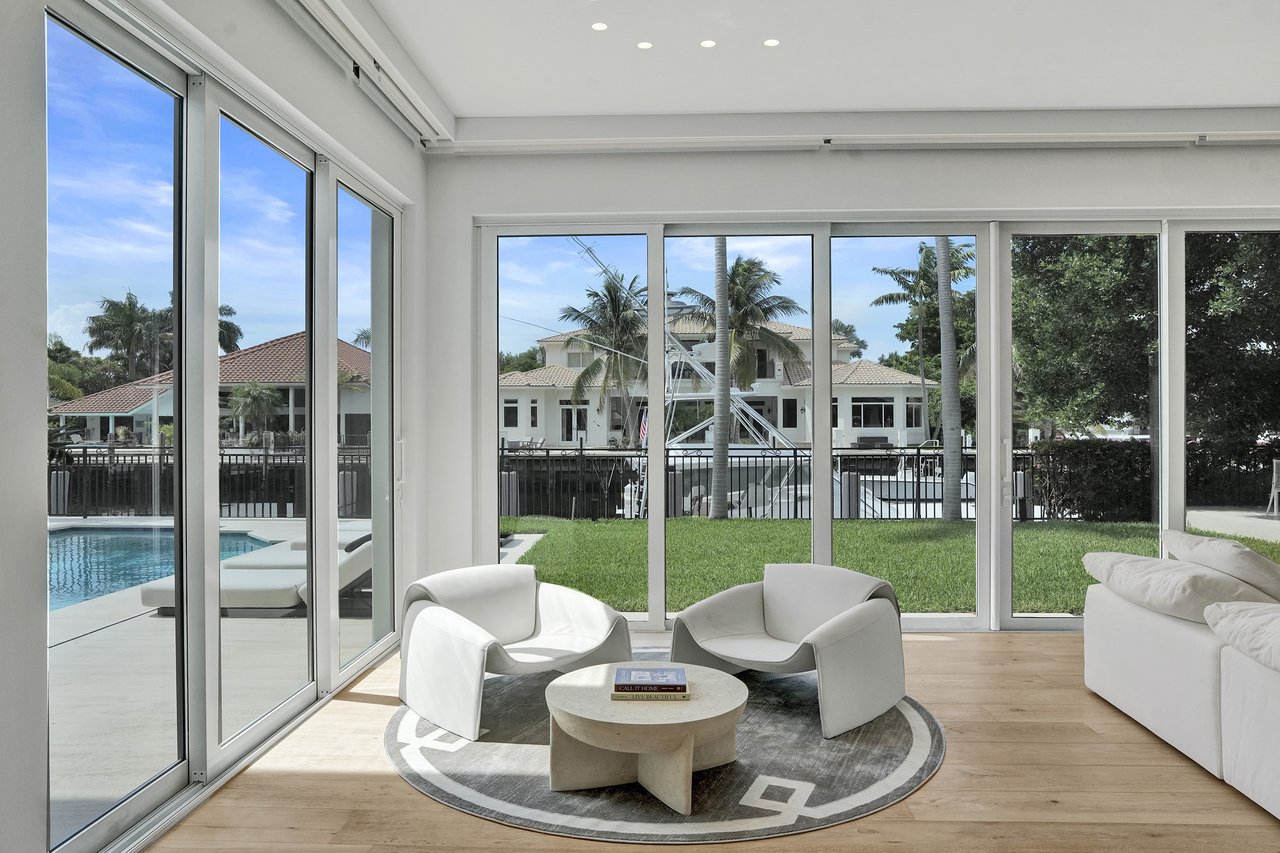 30  S Compass Dr