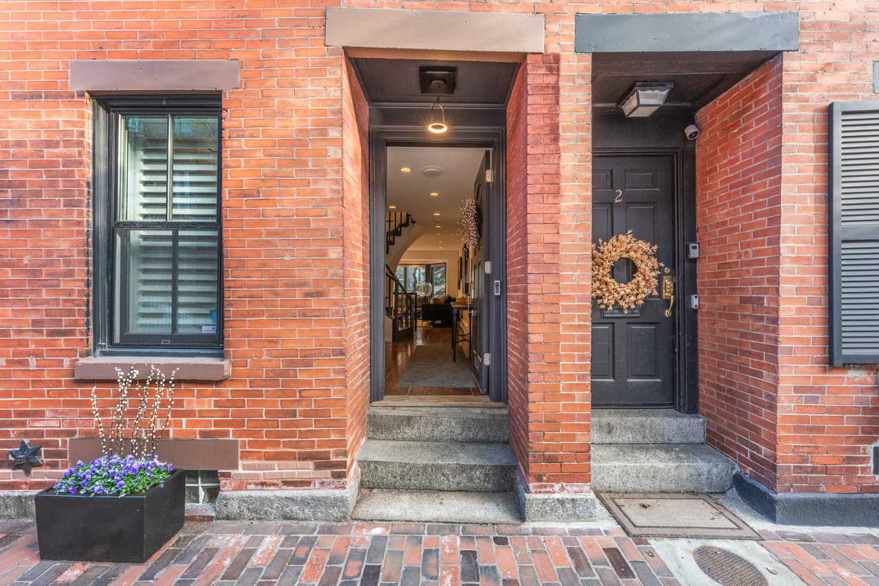 1 Lawrence Street