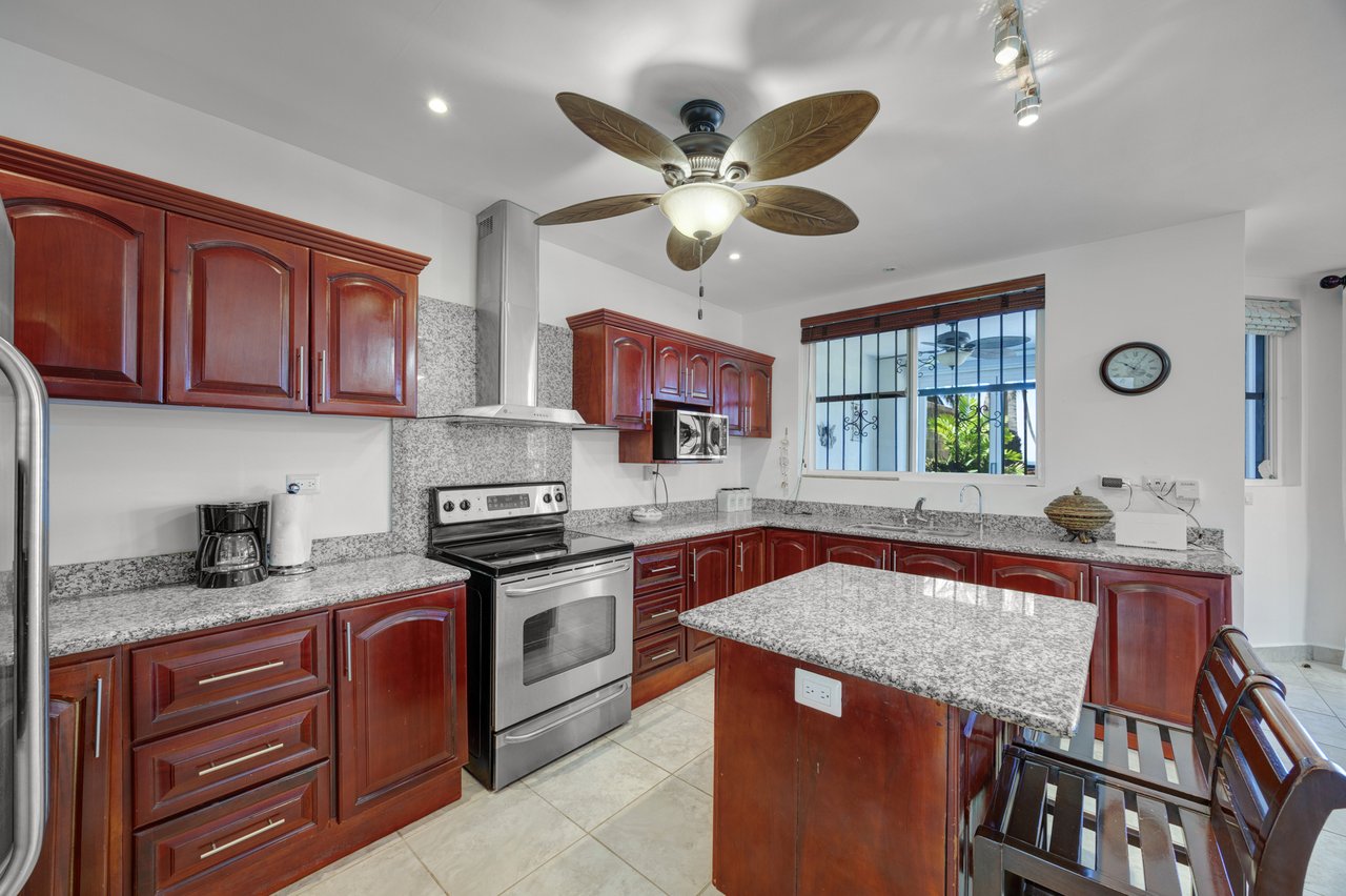 Beachfront El Destino #1A