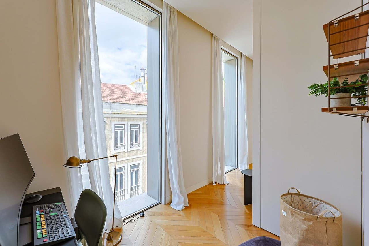 Timeless Luxury Living on Lisbon’s Most Iconic Avenue – Avenida da Liberdade 1-Bedroom Residence