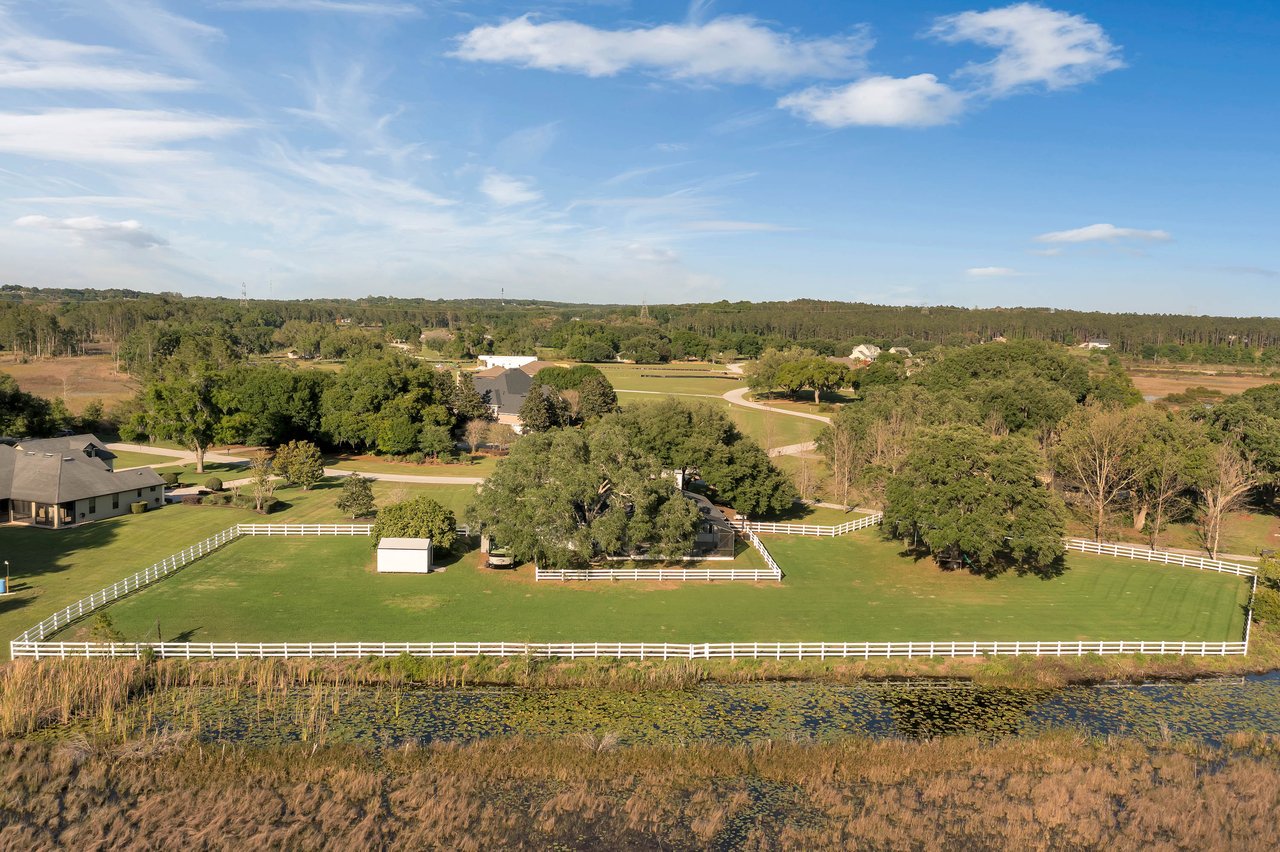 10929 Arrowtree Boulevard