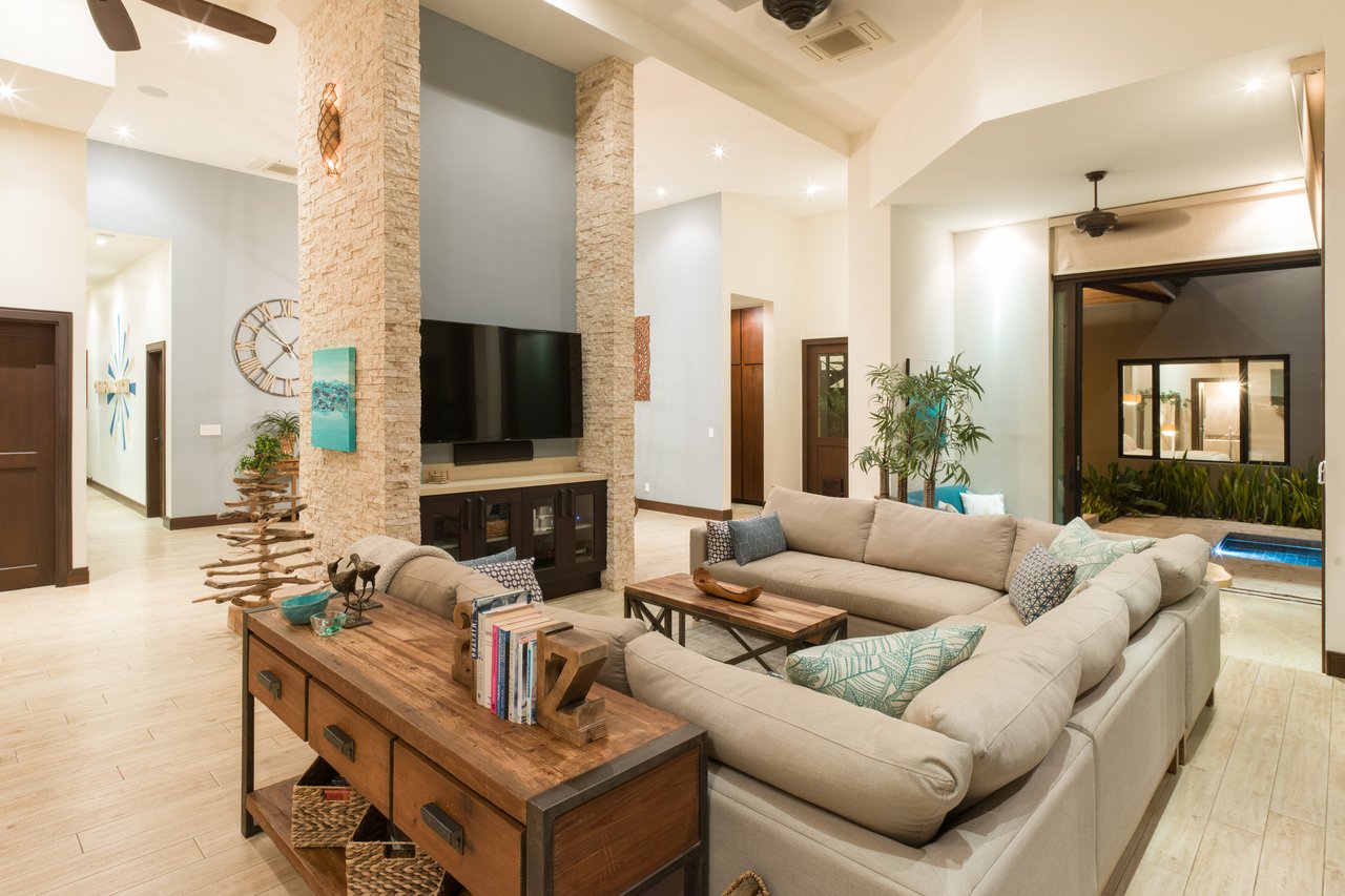 Casa Symbiotica | Luxury 5-Bedroom Ocean-View Estate in Mar Vista