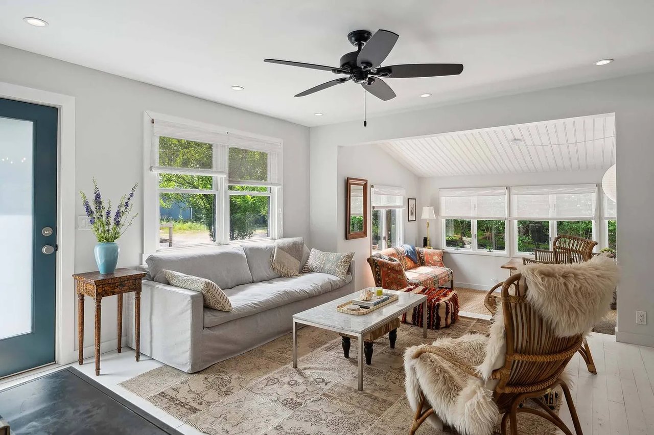 3 Holmes Lane, Hampton Bays
