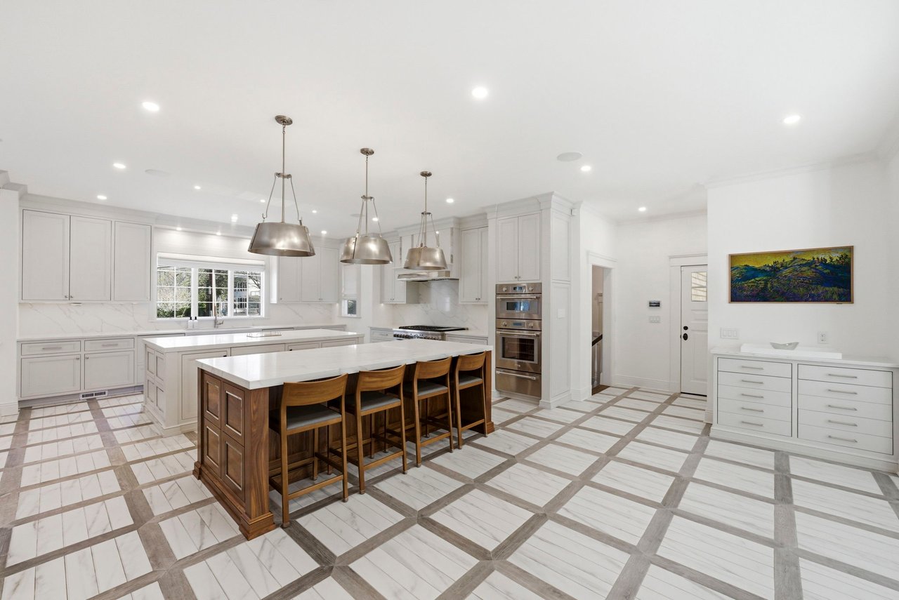 46 Park Street, Tenafly, New Jersey 07670