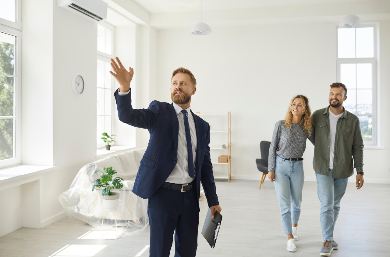 The “Walk Away” Test: When Should a Buyer Stop Chasing a House?