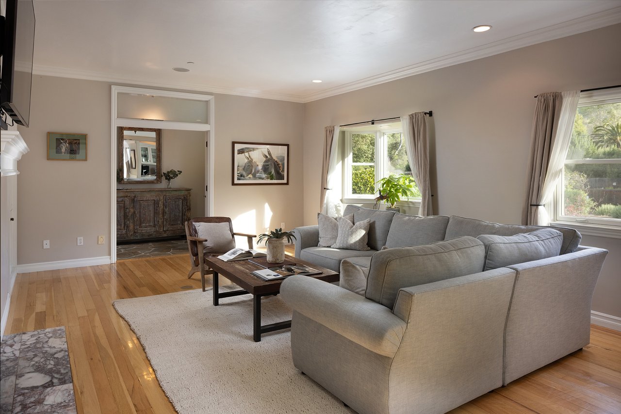 Carmel Valley Country Living