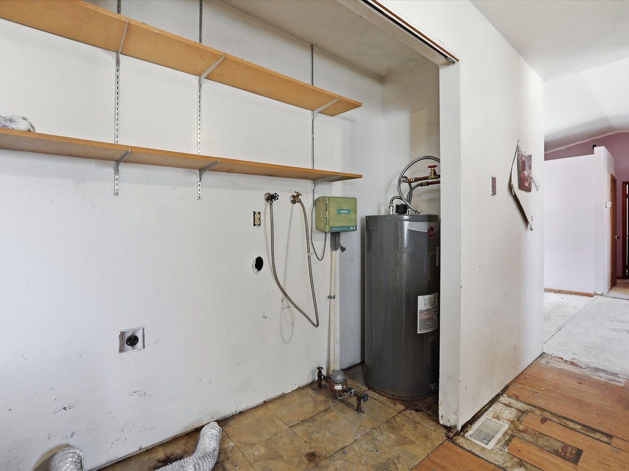 1186 Applewood Drive